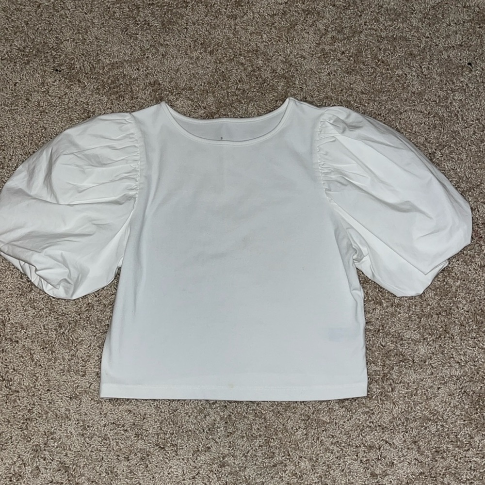 Puffer Sleeve Top